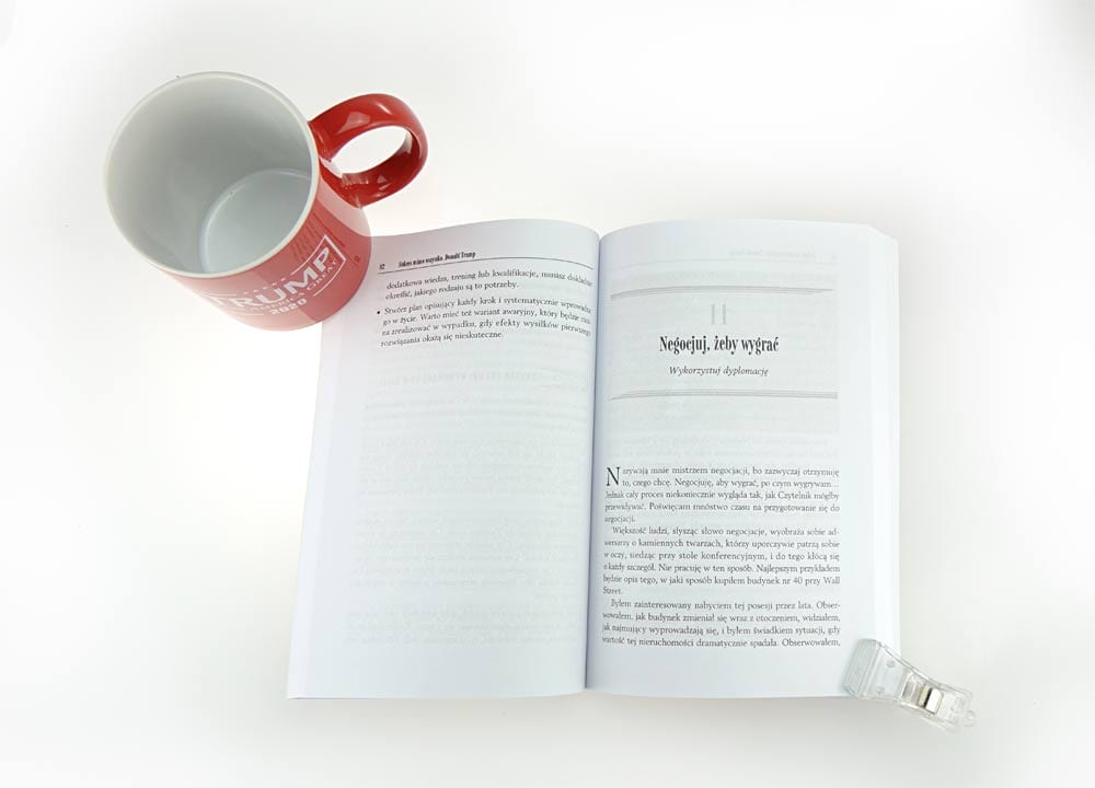 Tazza Donald Trump “Fight” 330 Ml – Ceramica Di Qualità Per Fan, Idea Regalo Umoristica E Politica